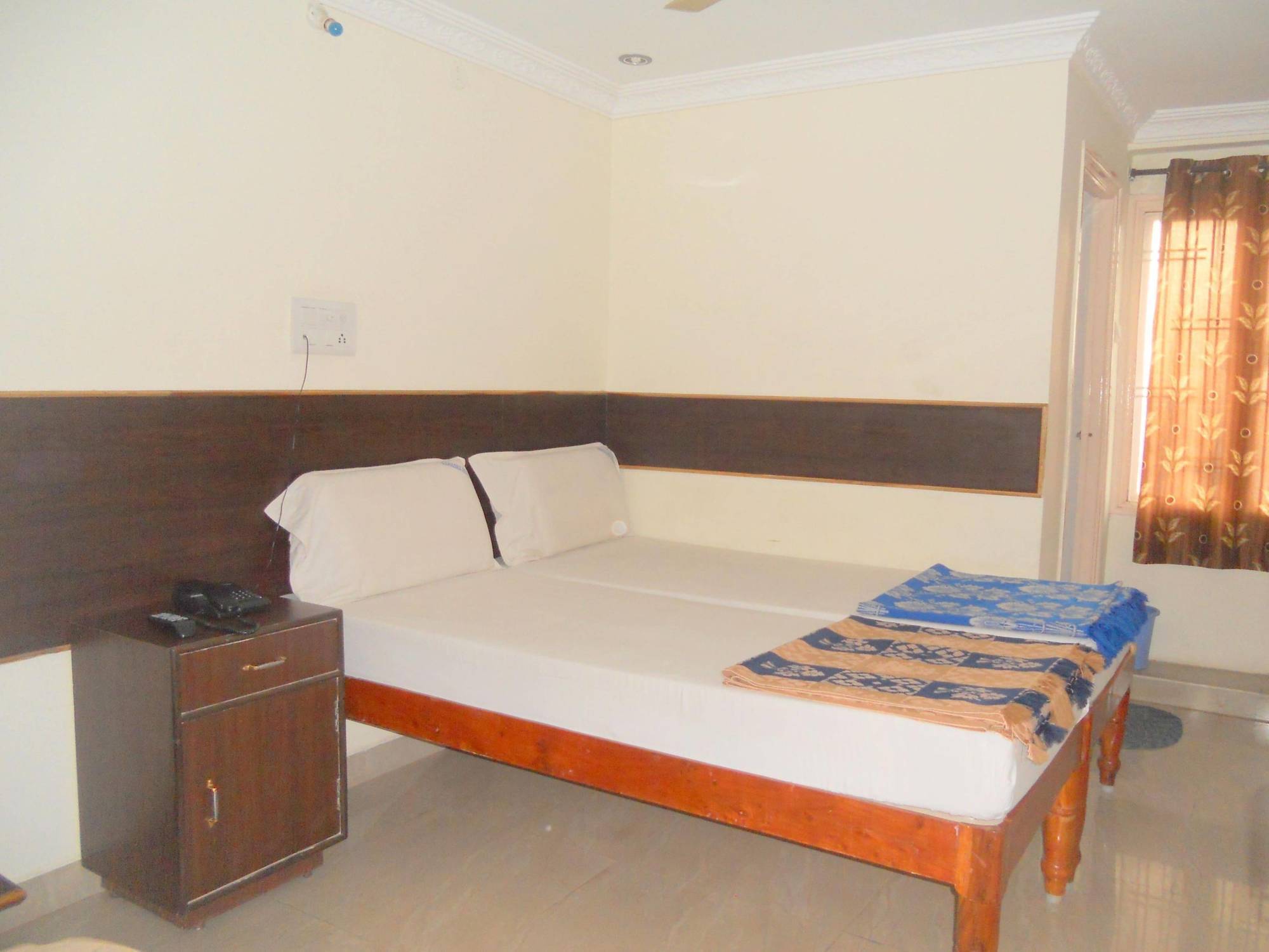 Hotel Sahasra Residency Tirupati Exteriér fotografie